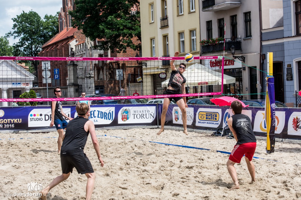 Ruszyła siatkarska Plaża Gotyku
