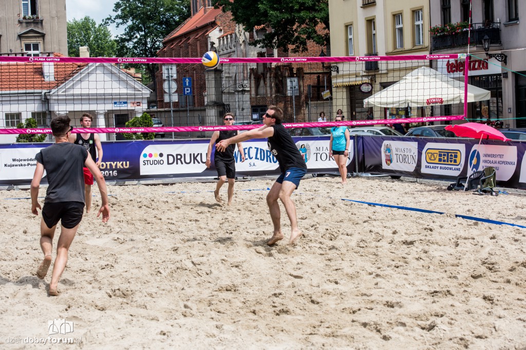 Ruszyła siatkarska Plaża Gotyku