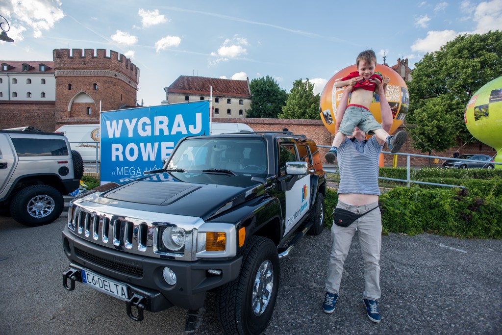 Najśmieszniejsze fotki przy hummerze