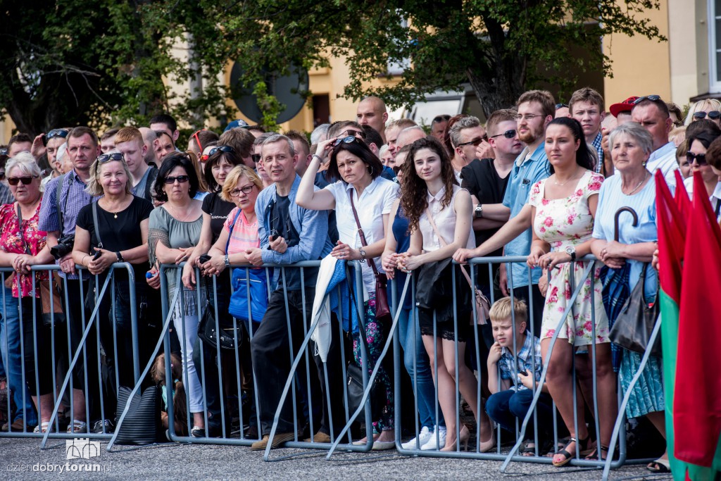 Przysięga elewów NSR w Toruniu