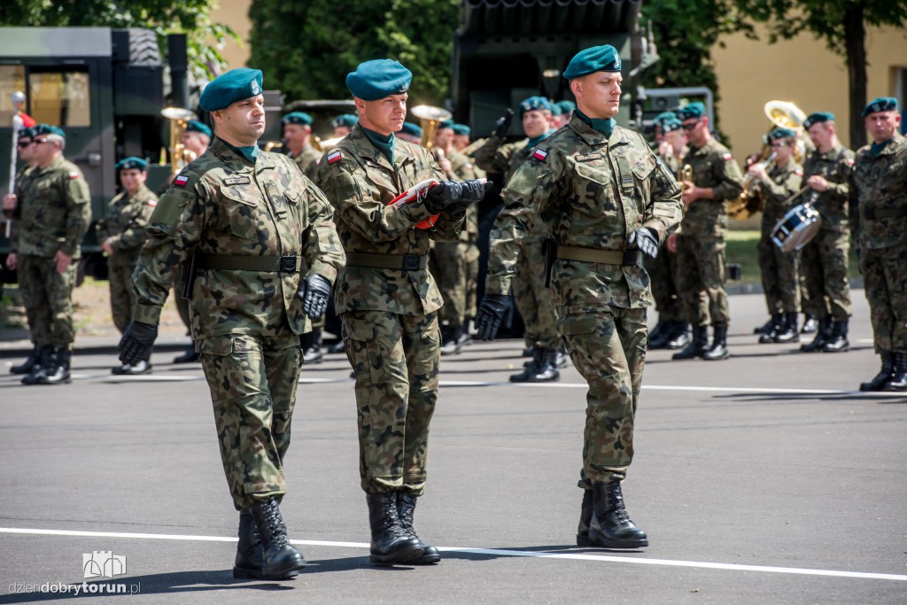 Przysięga elewów NSR w Toruniu