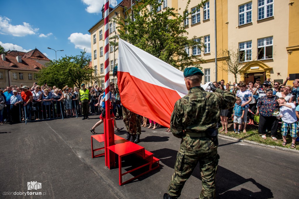 Przysięga elewów NSR w Toruniu