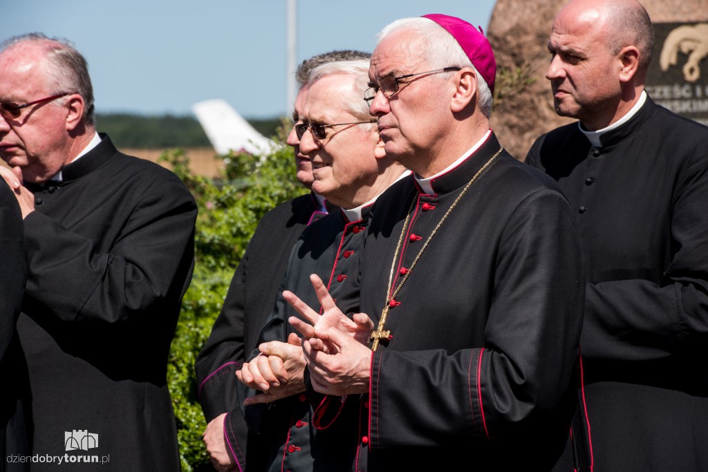 Pamiątkowa tablica na cześć Jana Pawła II