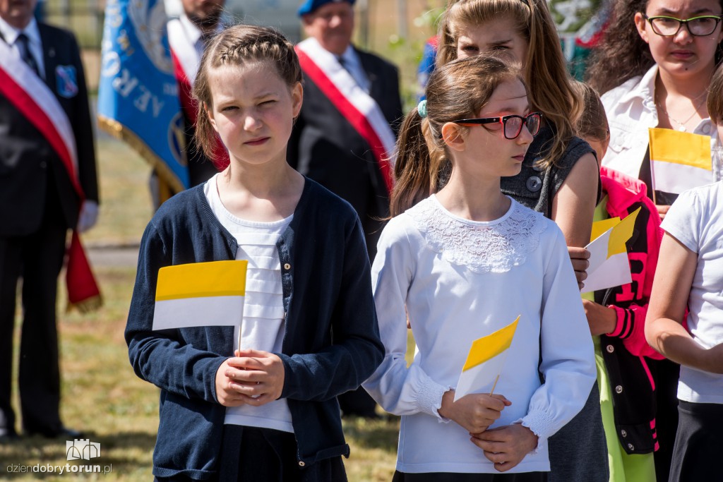 Pamiątkowa tablica na cześć Jana Pawła II