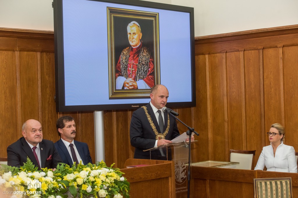 Uroczysta sesja sejmiku na Święto Województwa
