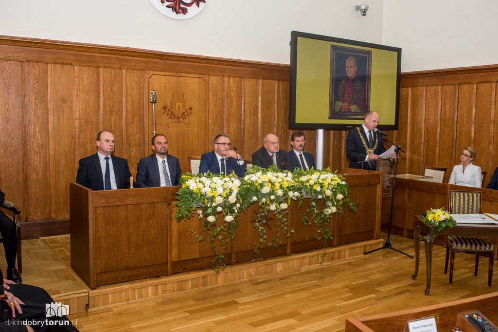 Uroczysta sesja sejmiku na Święto Województwa