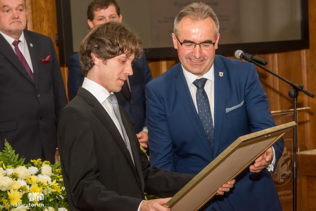 Uroczysta sesja sejmiku na Święto Województwa