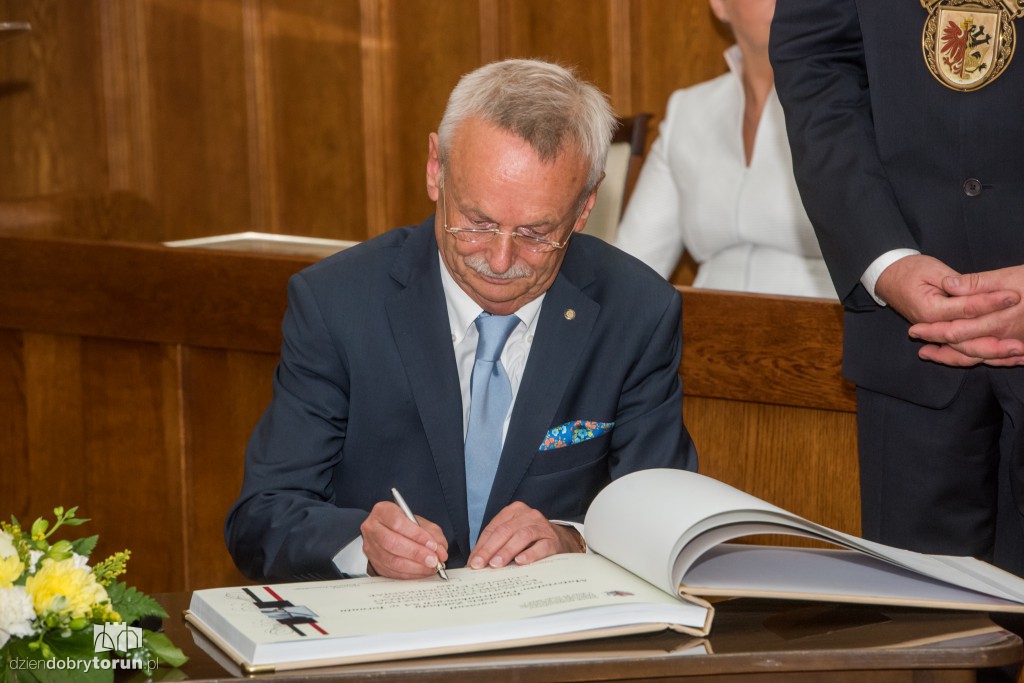 Uroczysta sesja sejmiku na Święto Województwa