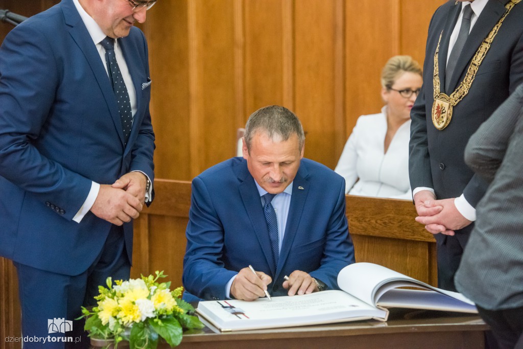 Uroczysta sesja sejmiku na Święto Województwa
