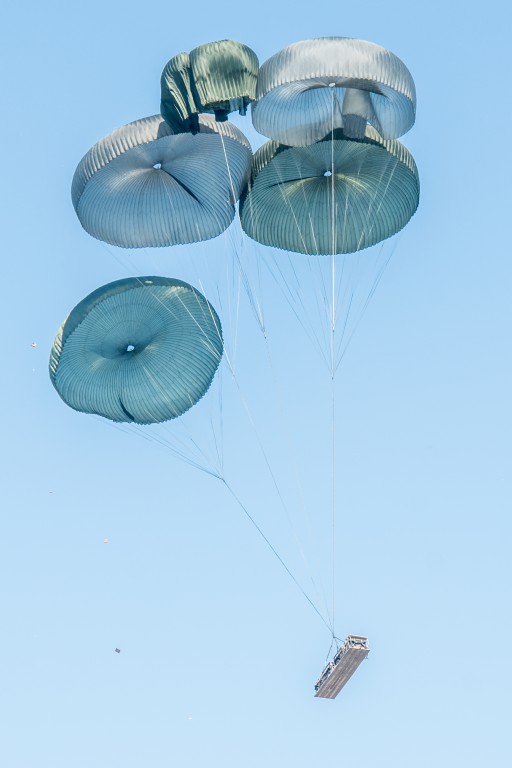 Anakonda 16 - zrzut na poligonie