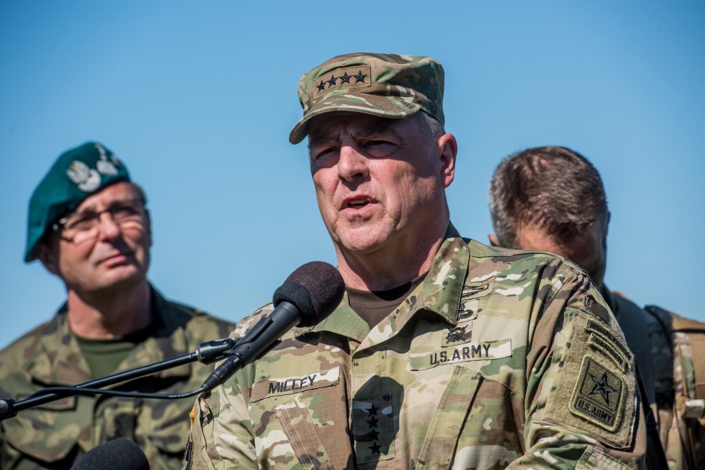 Anakonda 16 - zrzut na poligonie