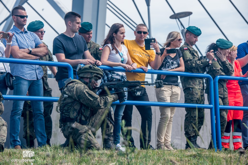 Anakonda 16 - odbijanie mostu