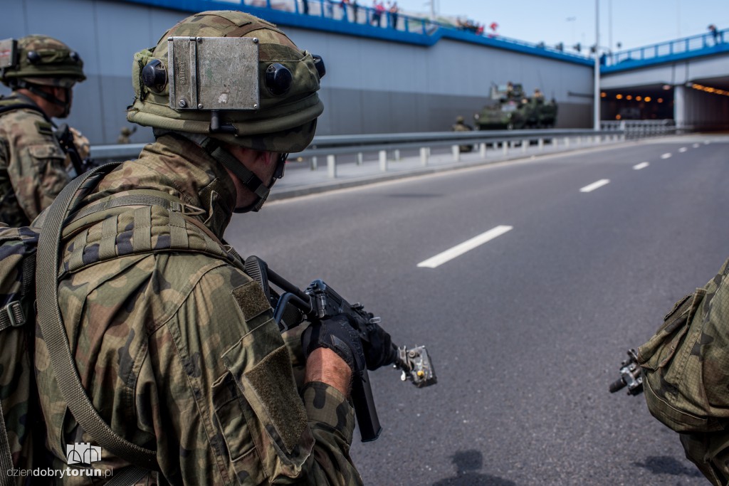 Anakonda 16 - odbijanie mostu