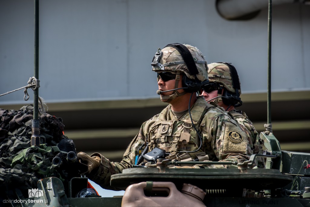 Anakonda 16 - odbijanie mostu