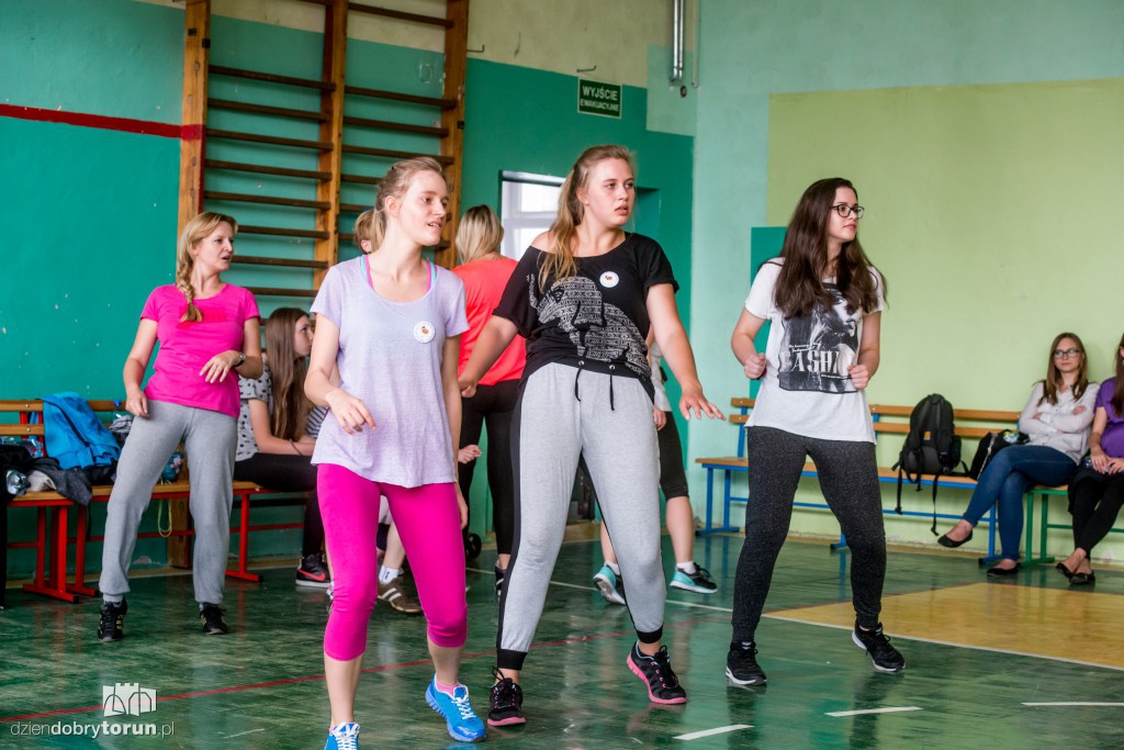 Charytatywny maraton zumby w pidżamach