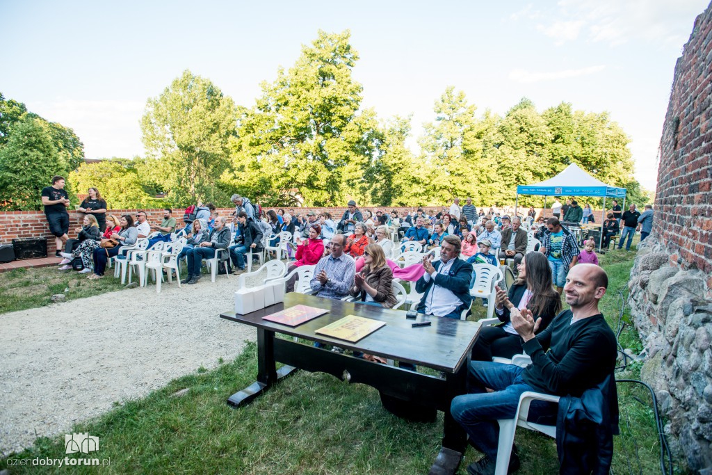 Festiwal Szant w ruinach zamku