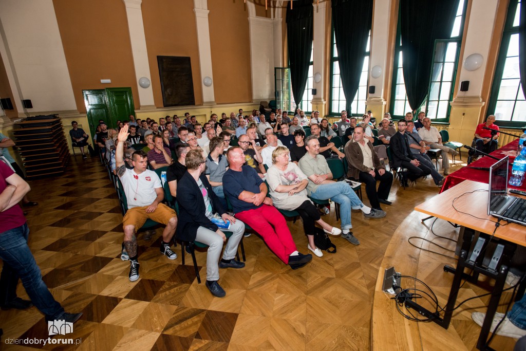 Paweł Kukiz przyjechał do Torunia