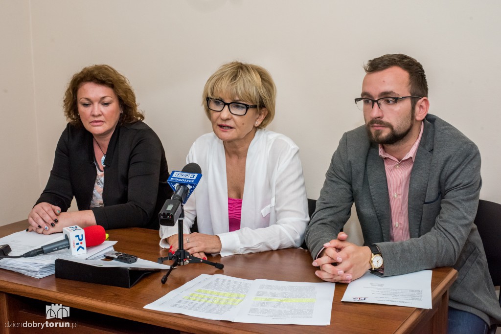Michałek wciąż zbiera podpisy w sprawie UMK