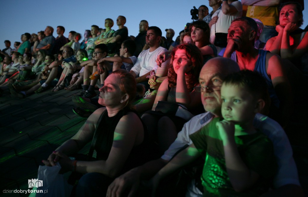 Teatr ognia na Bulwarze Filadelfijskim