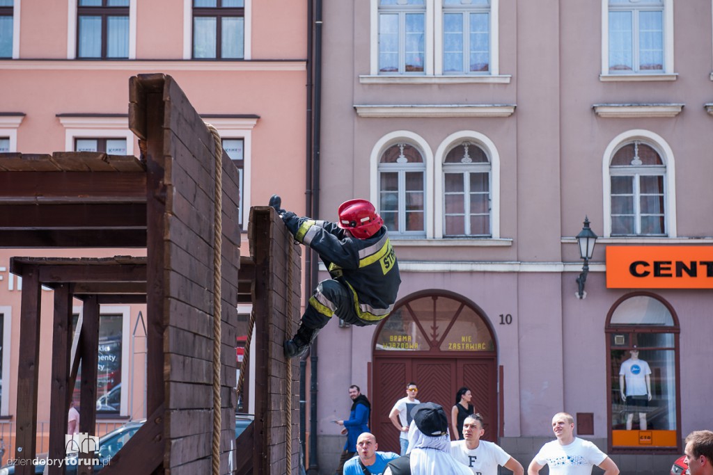 Strażacy walczyli na Starówce