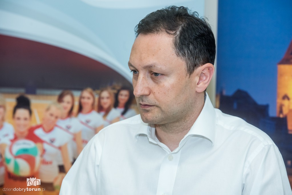 Siatkarki z nowym trenerem
