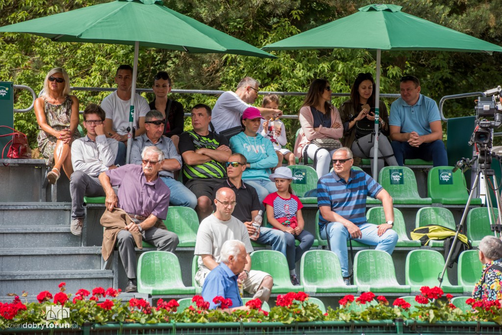 Szinikowa wygrywa Bella Cup