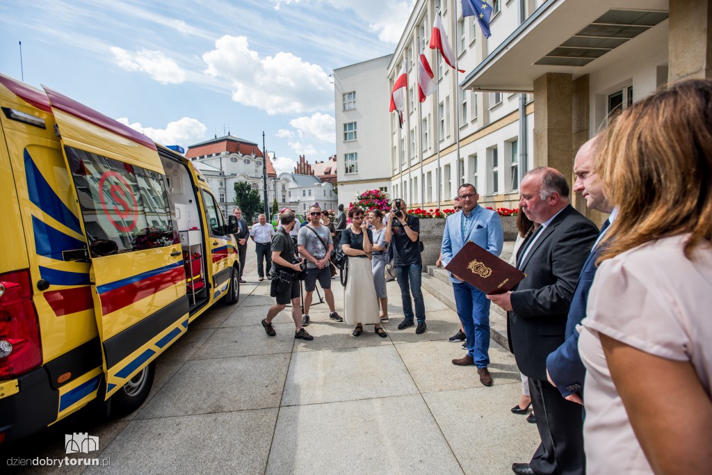 4 nowoczesne karetki trafią do szpitala!