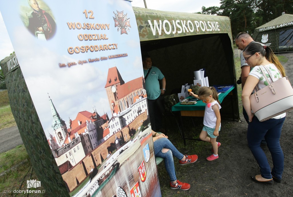 Festyn NATO na toruńskim poligonie