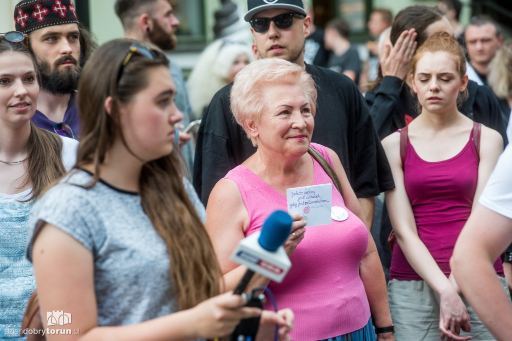 Torunianie przeciwko rasizmowi