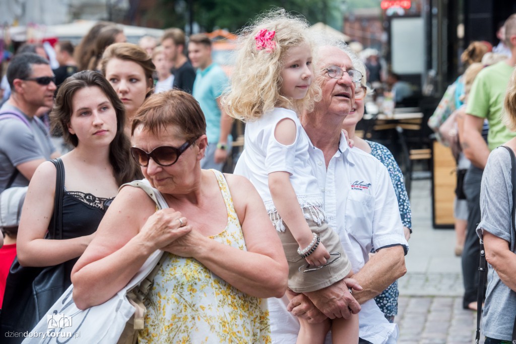 Torunianie przeciwko rasizmowi