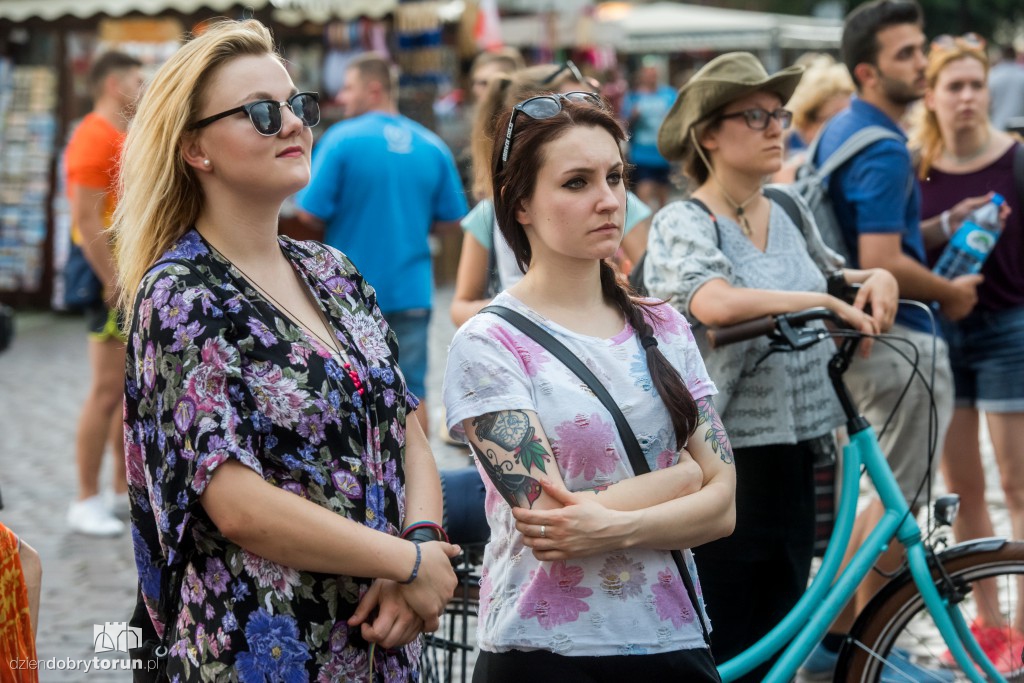 Torunianie przeciwko rasizmowi