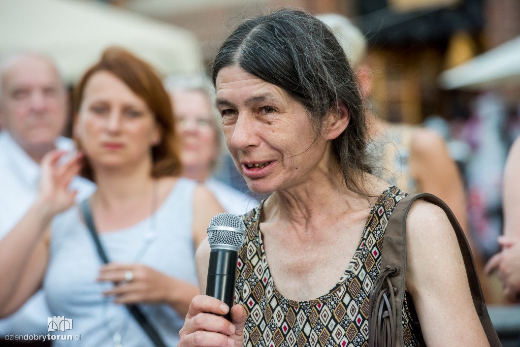 Torunianie przeciwko rasizmowi