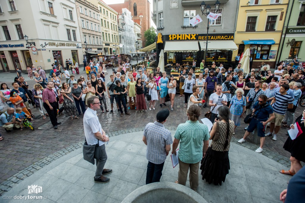 Torunianie przeciwko rasizmowi