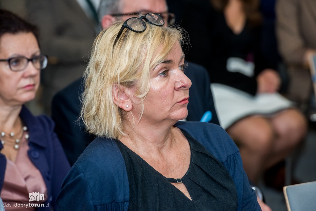 Umowy na staże i praktyki podpisane