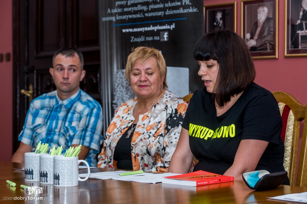 Wykupili słowo dla Grzegorza Króla