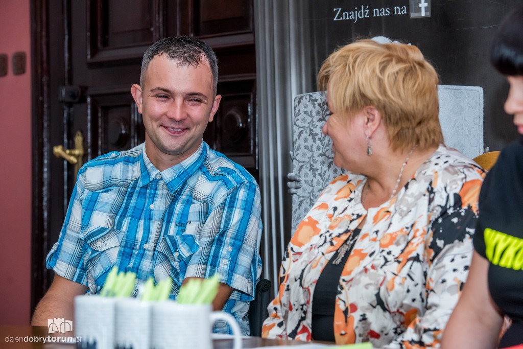 Wykupili słowo dla Grzegorza Króla