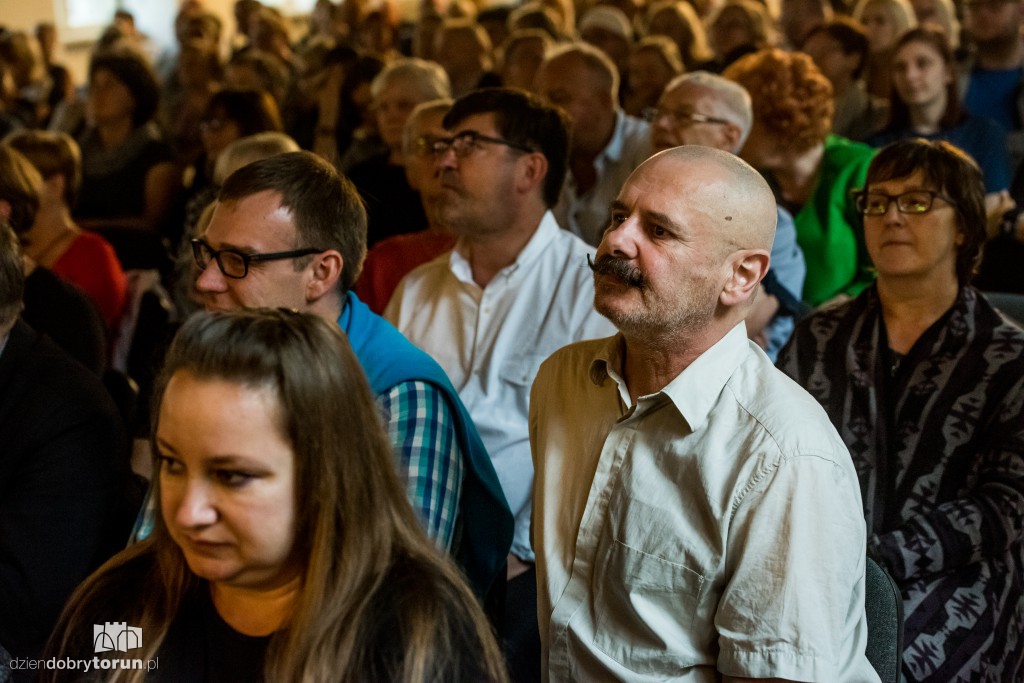 Maciej Stuhr na urodzinach Fundacji Platon