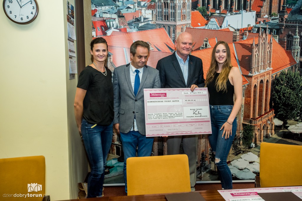 Prezydent nagrodził sportowców