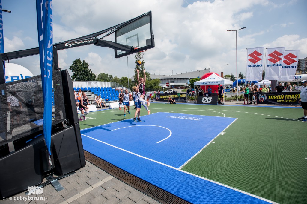 Zelmer 3x3 Quest przed Areną Toruń