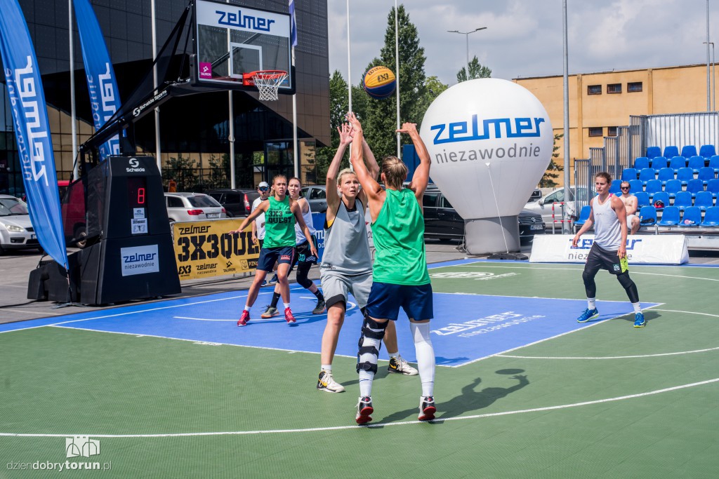Zelmer 3x3 Quest przed Areną Toruń