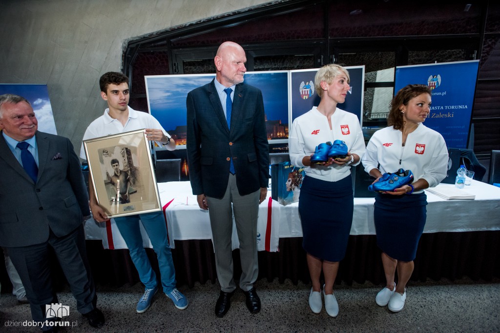Druga grupa olimpijczyków przed Rio