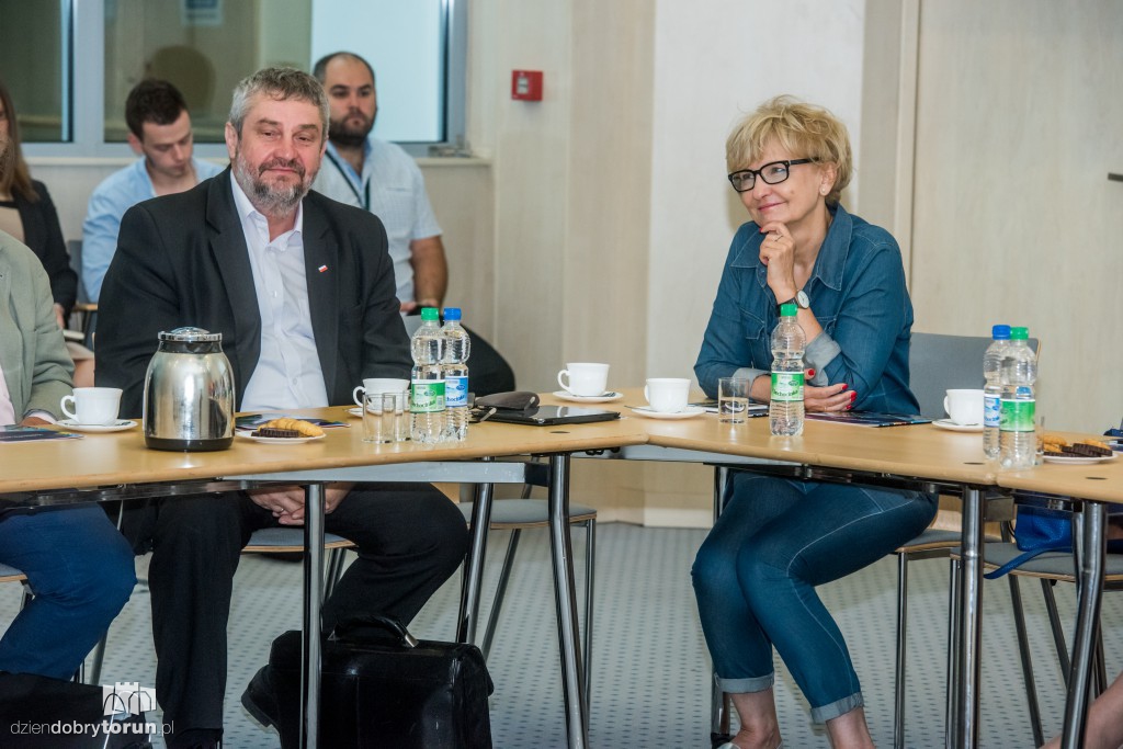 Parlamentarzyści o turystyce i promocji
