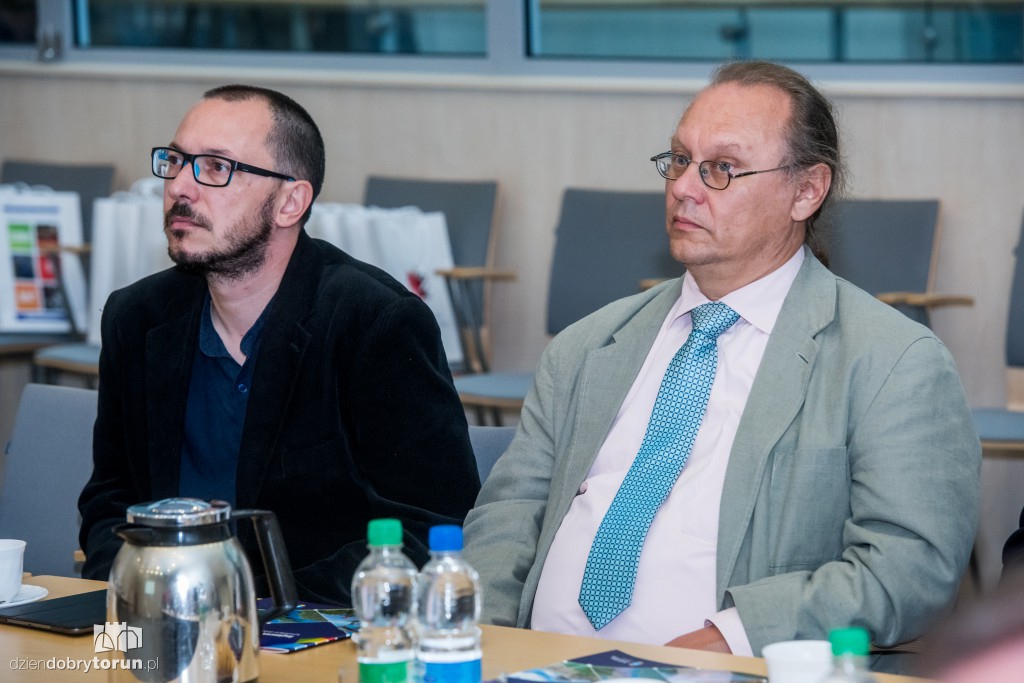 Parlamentarzyści o turystyce i promocji