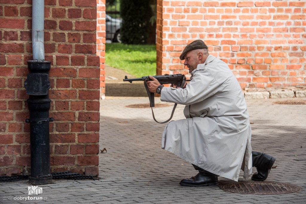 Przejęto więzienie Gestapo