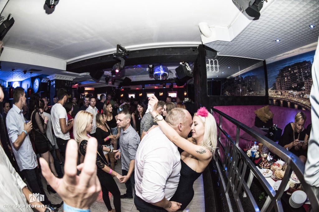 Upojna noc w Monaco Club