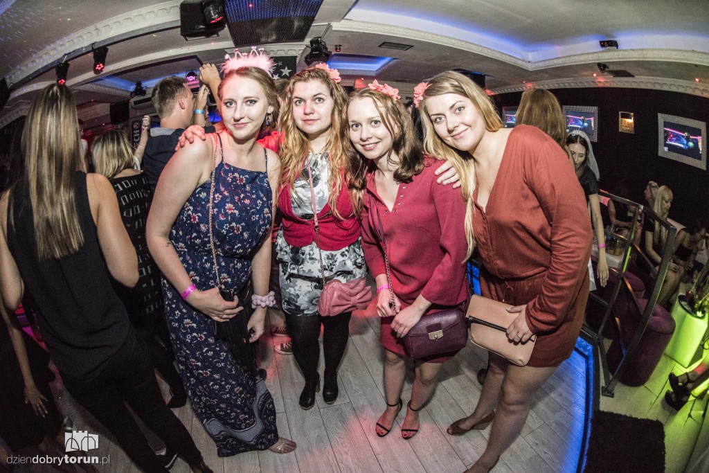 Upojna noc w Monaco Club