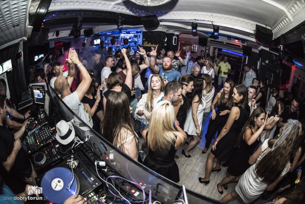 Upojna noc w Monaco Club