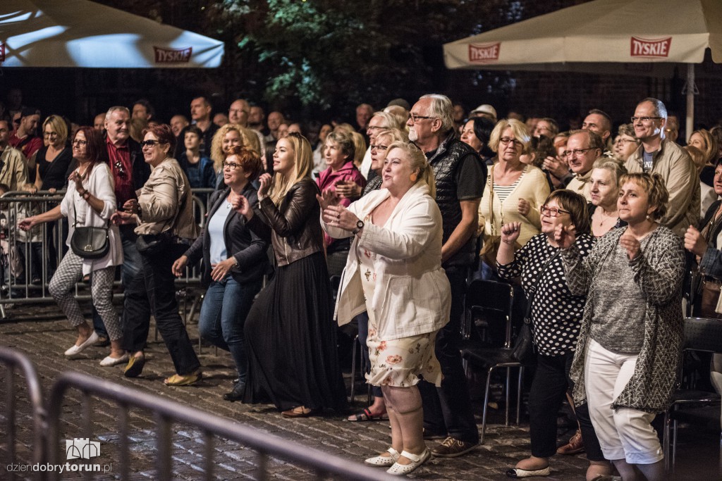 Zaucha i Przyjaciele na Rynku