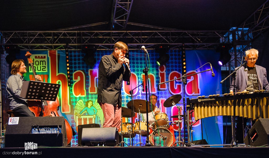 Jazz na dziedzińcu ratusza