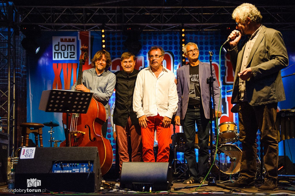 Jazz na dziedzińcu ratusza